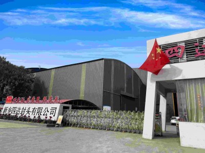 Dylunio mewn deunyddiau arbennig a credu benchmarks diwydiannol gyda ansawdd uchel